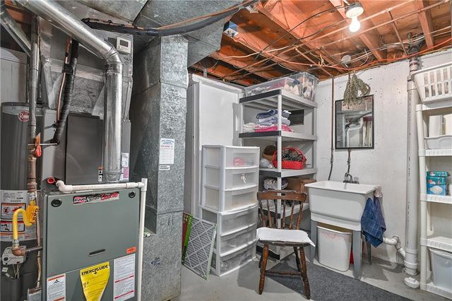 10204 W 70th Street, Merriam, KS 66203