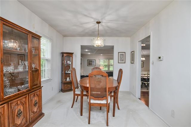 10204 W 70th Street, Merriam, KS 66203