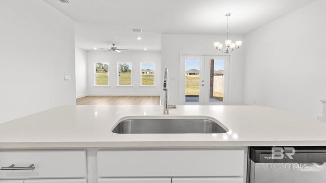 21239 Teluga Avenue, Fairhope, AL 36532