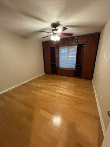 6750 NE 21st Road 103, Fort Lauderdale, FL 33308