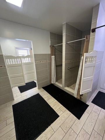 6750 NE 21st Road 103, Fort Lauderdale, FL 33308