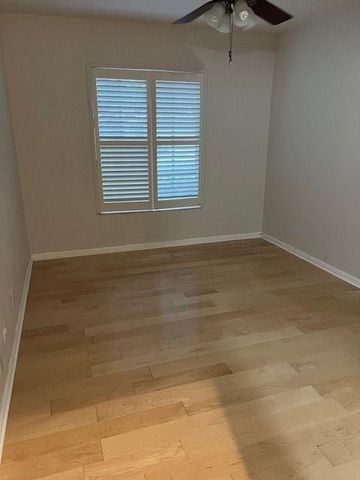 6750 NE 21st Road 103, Fort Lauderdale, FL 33308