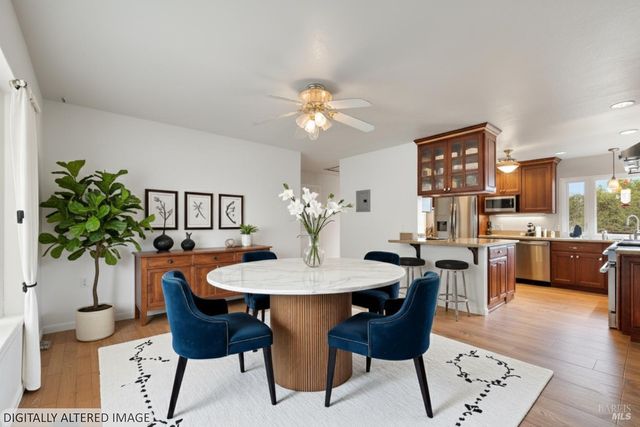 6 Blackwood Ct, Napa, CA 94558