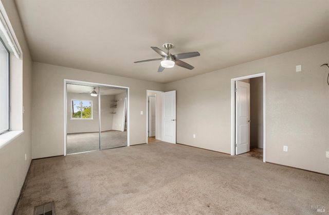 6 Blackwood Ct, Napa, CA 94558