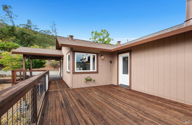 6 Blackwood Ct, Napa, CA 94558