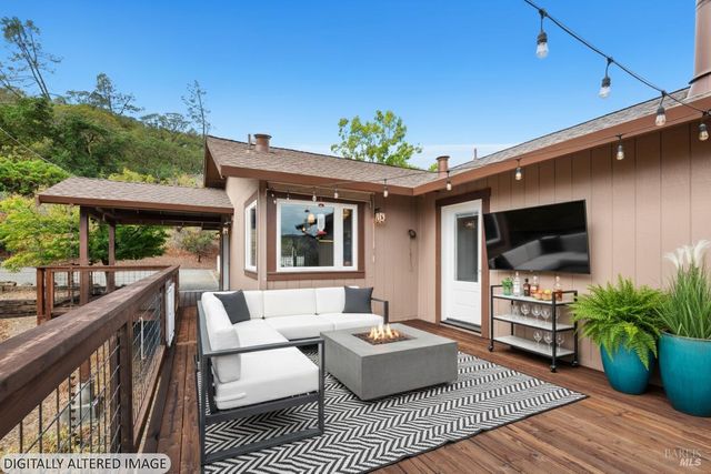 6 Blackwood Ct, Napa, CA 94558