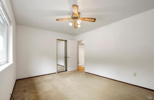 6 Blackwood Ct, Napa, CA 94558