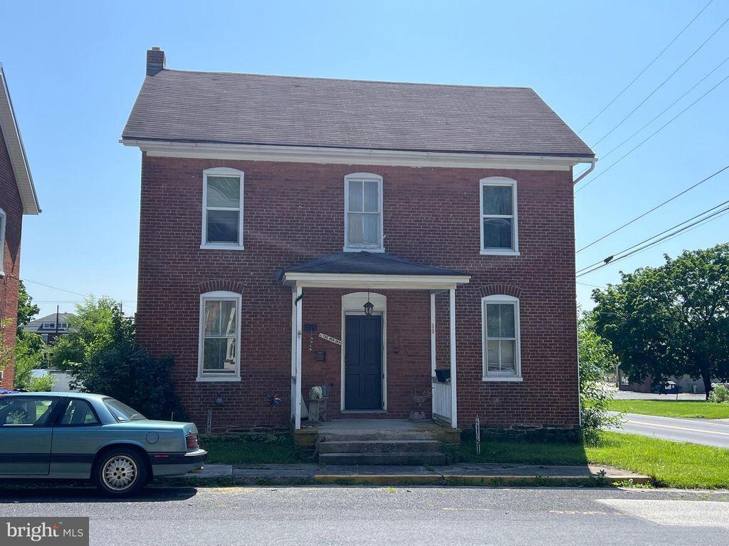 50 PENN ST, Biglerville, PA 17307
