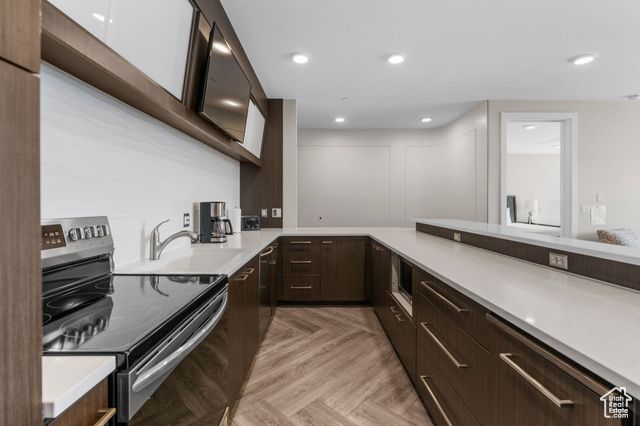 5194 W VILLAS DR, Hurricane, UT 84737