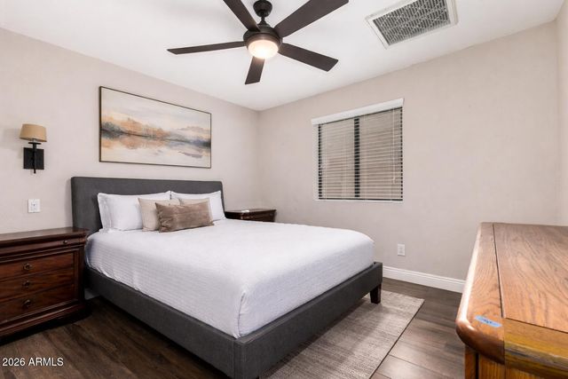 1209 W ROYAL PALMS Court, Gilbert, AZ 85233