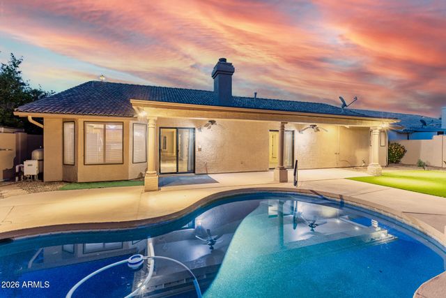 1209 W ROYAL PALMS Court, Gilbert, AZ 85233