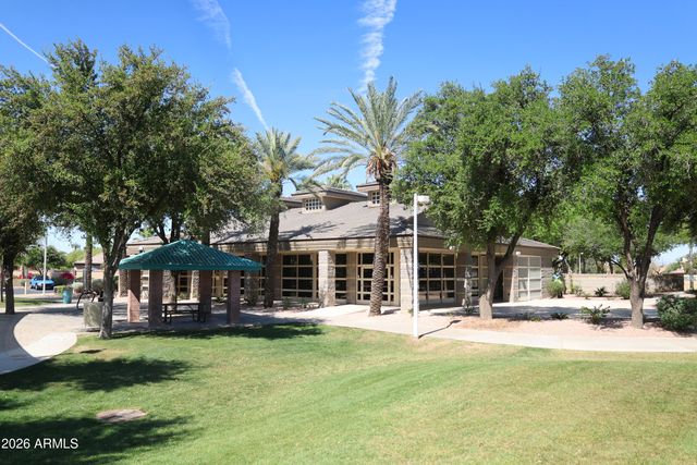 1209 W ROYAL PALMS Court, Gilbert, AZ 85233