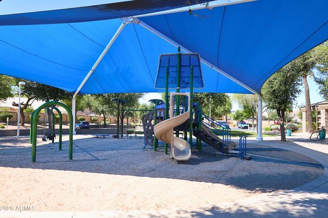 1209 W ROYAL PALMS Court, Gilbert, AZ 85233