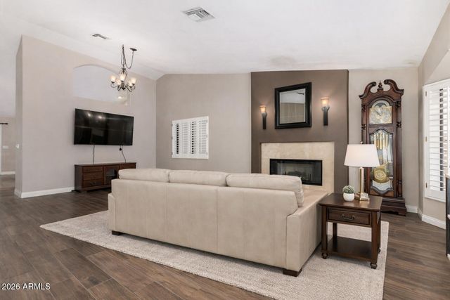 1209 W ROYAL PALMS Court, Gilbert, AZ 85233