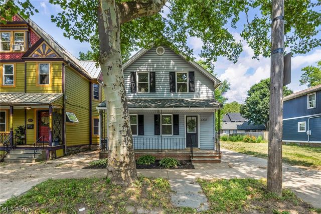 3210 Monroe Avenue, Cleveland, OH 44113