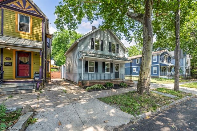 3210 Monroe Avenue, Cleveland, OH 44113