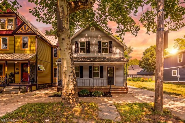 3210 Monroe Avenue, Cleveland, OH 44113