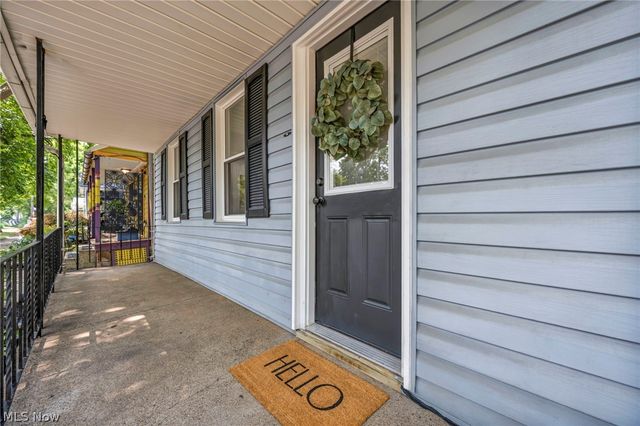 3210 Monroe Avenue, Cleveland, OH 44113