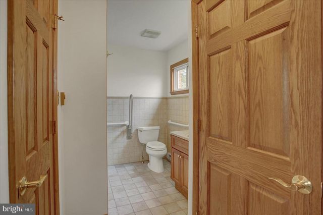18514 INDIAN COTTAGE RD, Hagerstown, MD 21742
