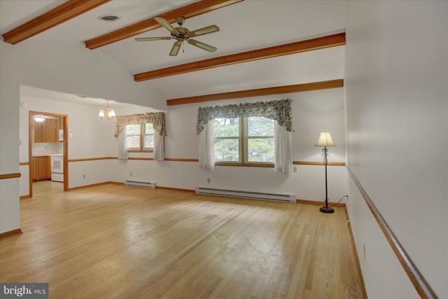 18514 INDIAN COTTAGE RD, Hagerstown, MD 21742