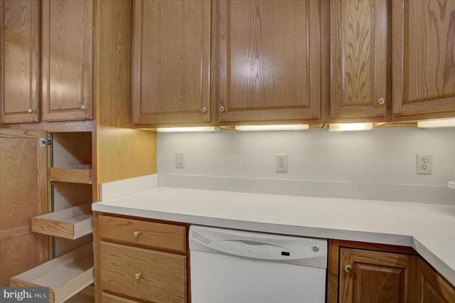18514 INDIAN COTTAGE RD, Hagerstown, MD 21742