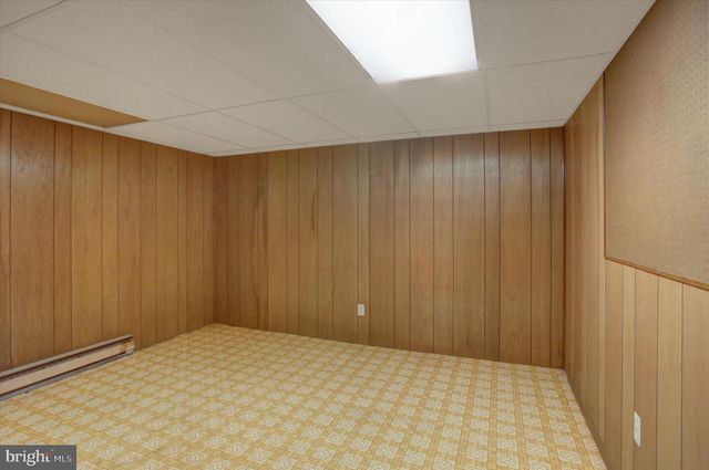 18514 INDIAN COTTAGE RD, Hagerstown, MD 21742