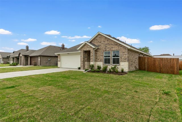 210 PENNINGTON Road, Josephine, TX 75173