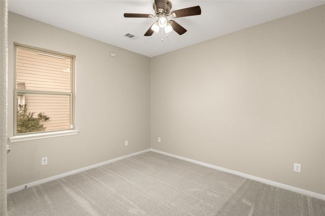 8016 N Tarrytown Crossing Dr, Conroe, TX 77304