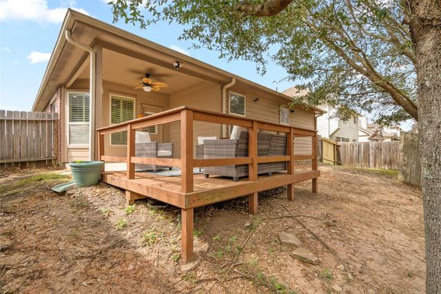 8016 N Tarrytown Crossing Dr, Conroe, TX 77304