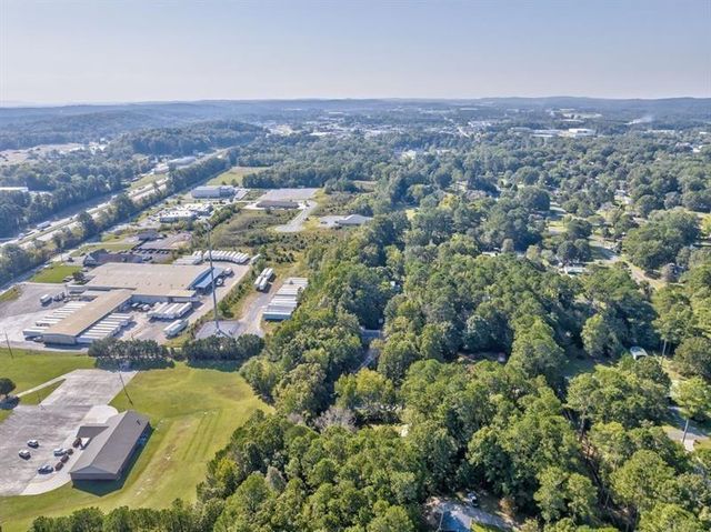 111 Sylvan Drive, Calhoun, GA 30701