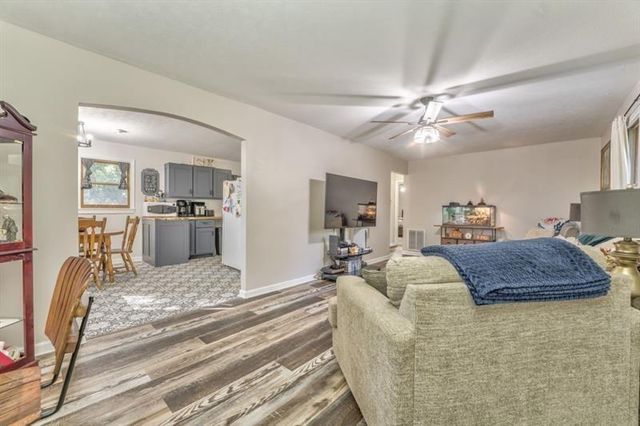 111 Sylvan Drive, Calhoun, GA 30701