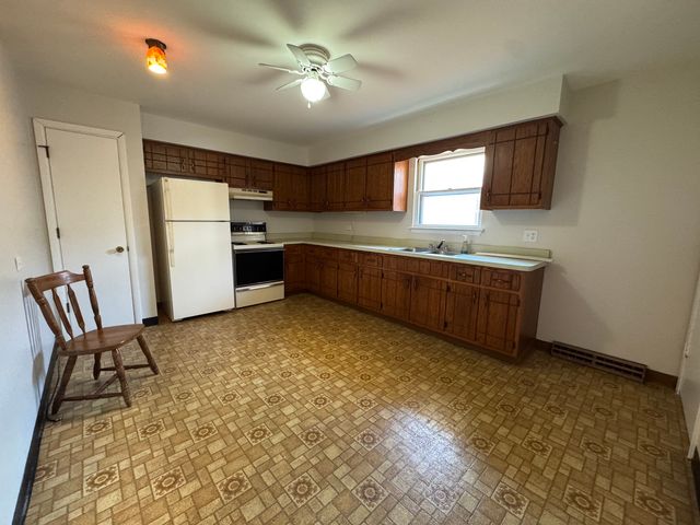 1106 Frederick Street, Joliet, IL 60435