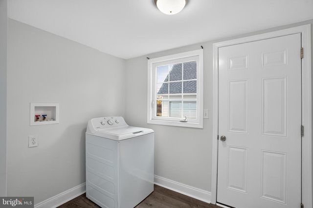 5 GLEN AVE, New Castle, DE 19720