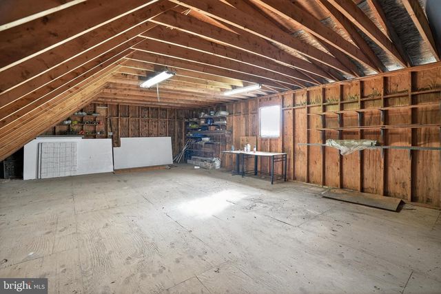 5 GLEN AVE, New Castle, DE 19720