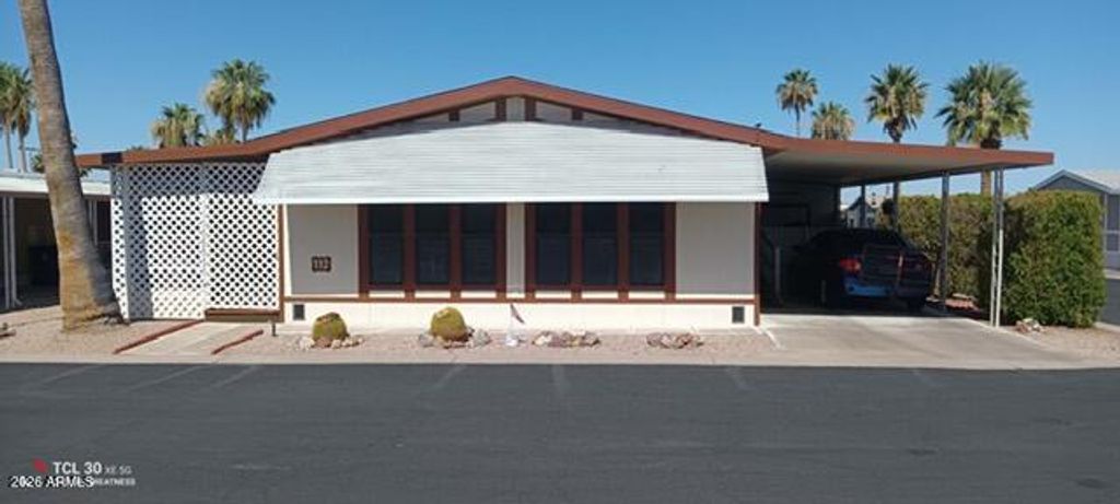 2900 W SUPERSTITION Boulevard 112, Apache Junction, AZ 85120 — exterior
