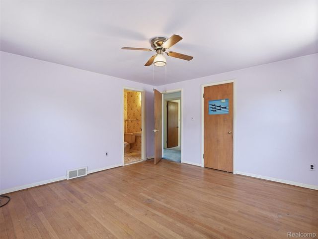 2009 Linwood Avenue, Royal Oak, MI 48073