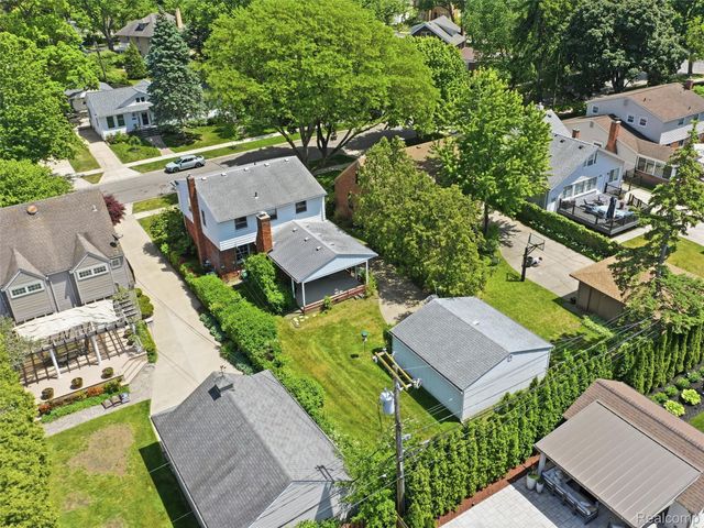 2009 Linwood Avenue, Royal Oak, MI 48073