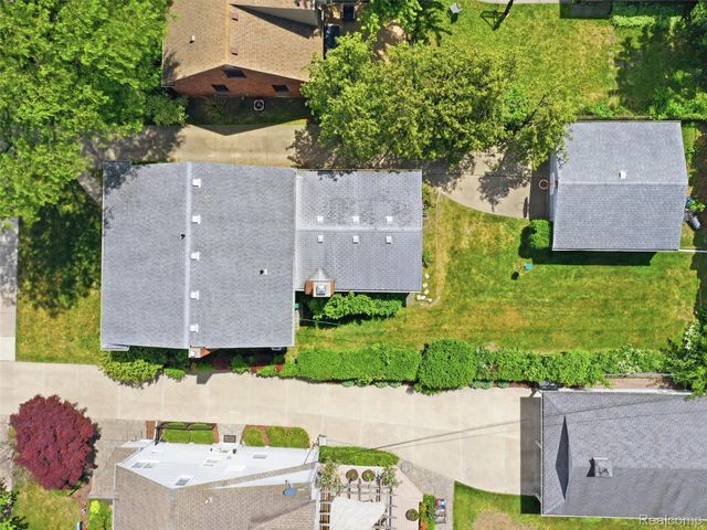 2009 Linwood Avenue, Royal Oak, MI 48073