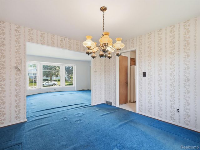 2009 Linwood Avenue, Royal Oak, MI 48073