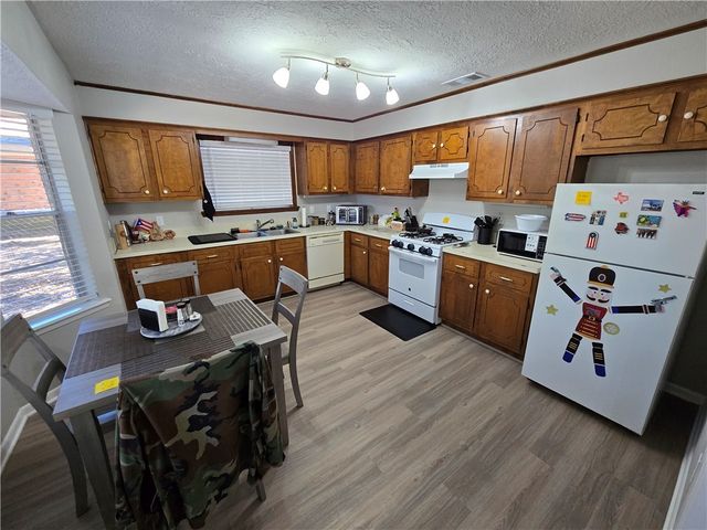 3103 Bluestem Drive, College Station, TX 77845