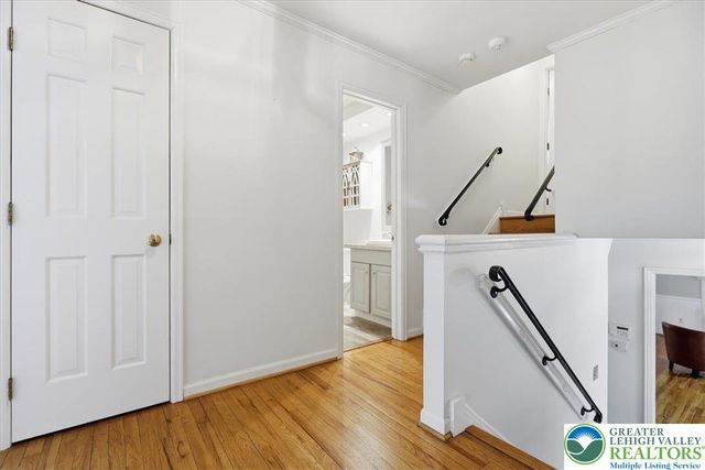 128 Stoneleigh Drive, East Stroudsburg, PA 18301