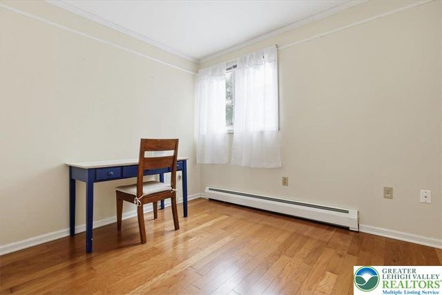 128 Stoneleigh Drive, East Stroudsburg, PA 18301