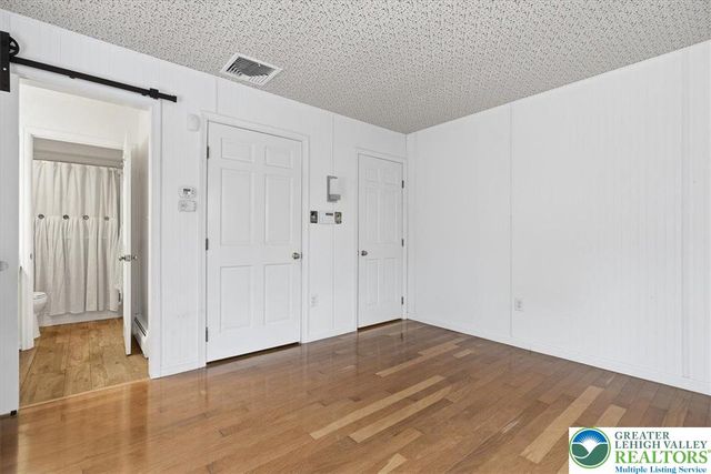 128 Stoneleigh Drive, East Stroudsburg, PA 18301