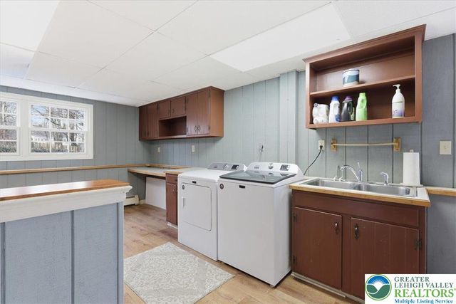 128 Stoneleigh Drive, East Stroudsburg, PA 18301