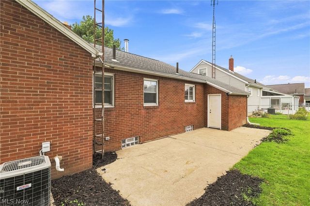 4450 7th Street NW, Canton, OH 44708