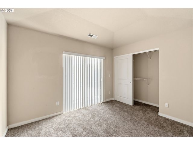 10438 Sw AKILEAN Ter, Portland, OR 97223