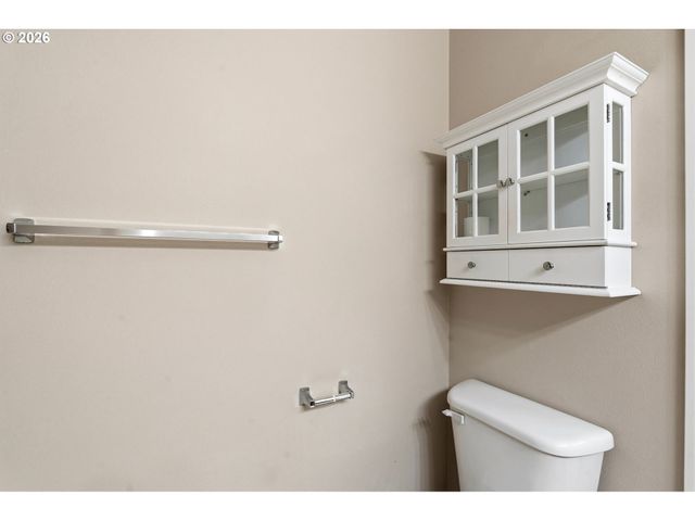 10438 Sw AKILEAN Ter, Portland, OR 97223
