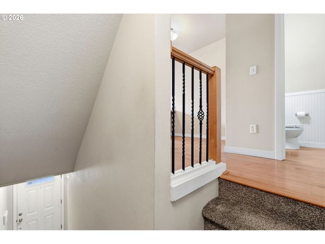 10438 Sw AKILEAN Ter, Portland, OR 97223