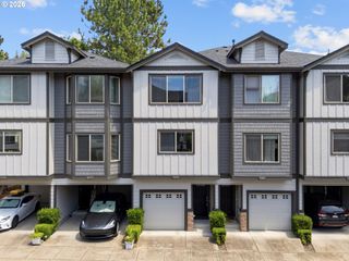 10438 Sw AKILEAN Ter, Portland, OR 97223