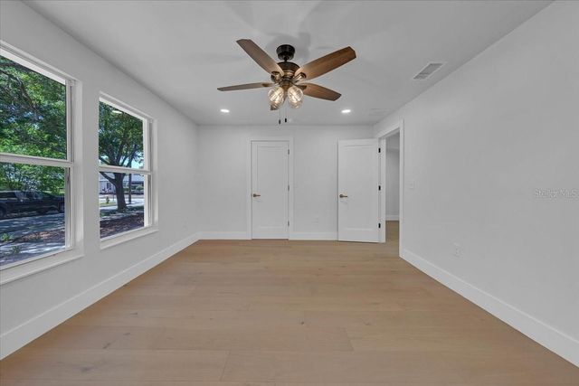 1110 12TH STREET N, St Petersburg, FL 33705